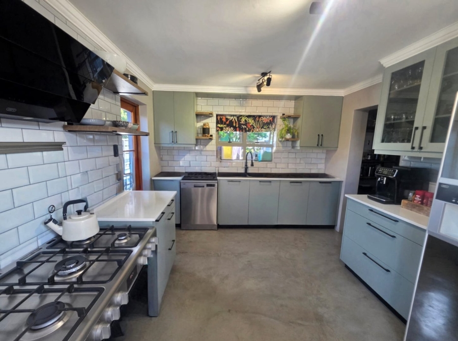 5 Bedroom Property for Sale in Wilderness Central Western Cape